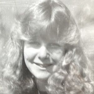 Meet your Posher, (nice)Karen😁